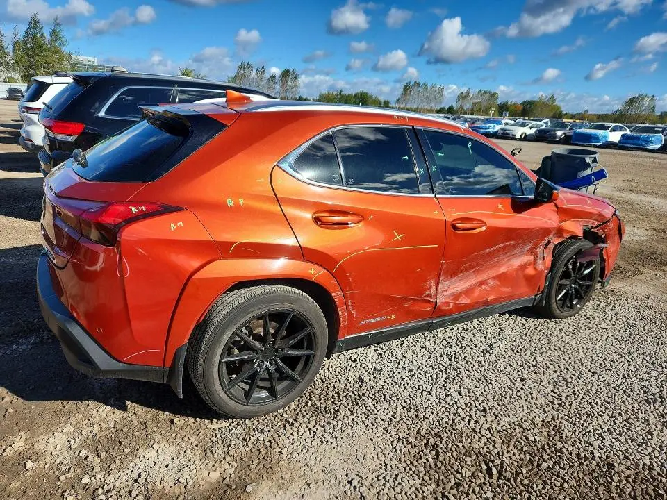 2022 LEXUS UX 250H LUXURY  