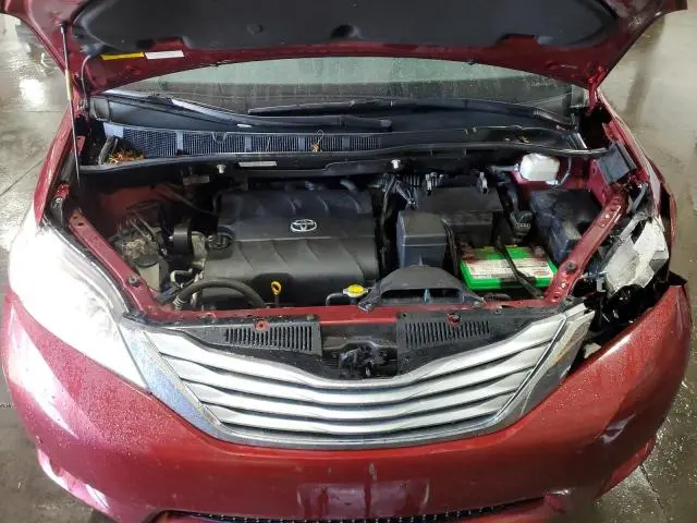 2012 TOYOTA SIENNA LIMITED 7-PASSENGER  
