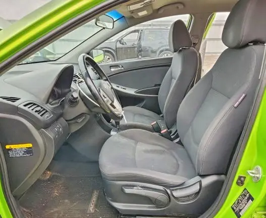 2014 HYUNDAI ACCENT SE  