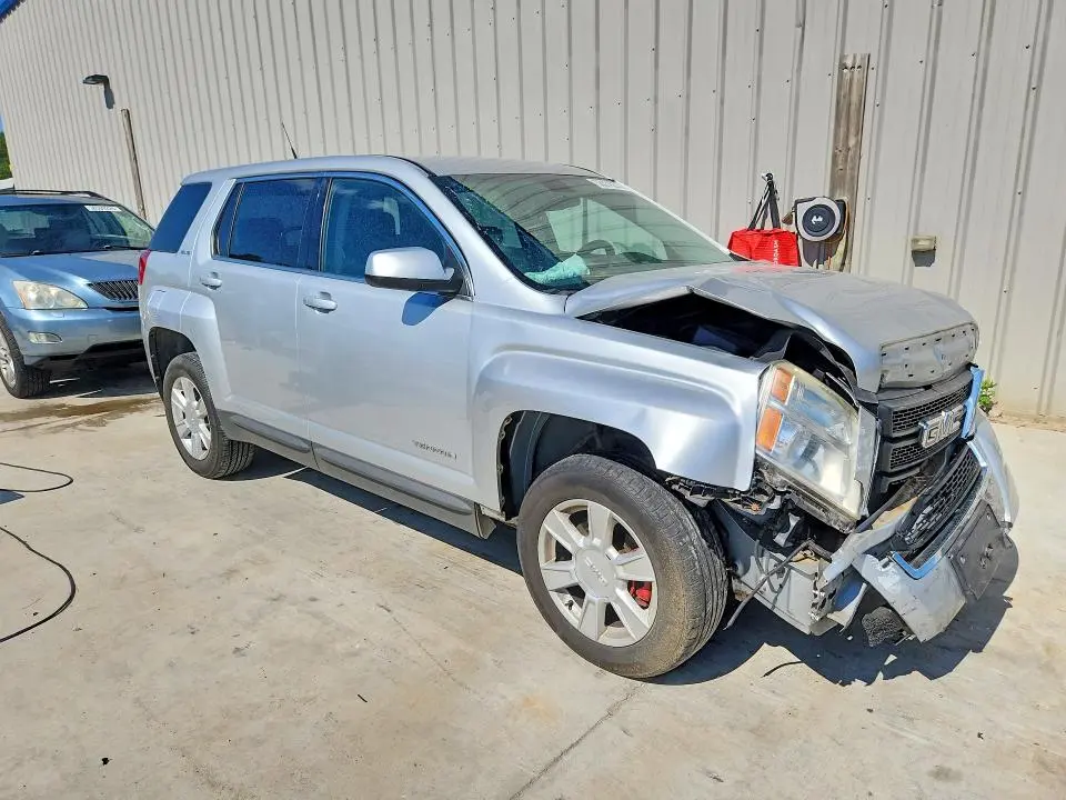 2010 GMC TERRAIN SLE  