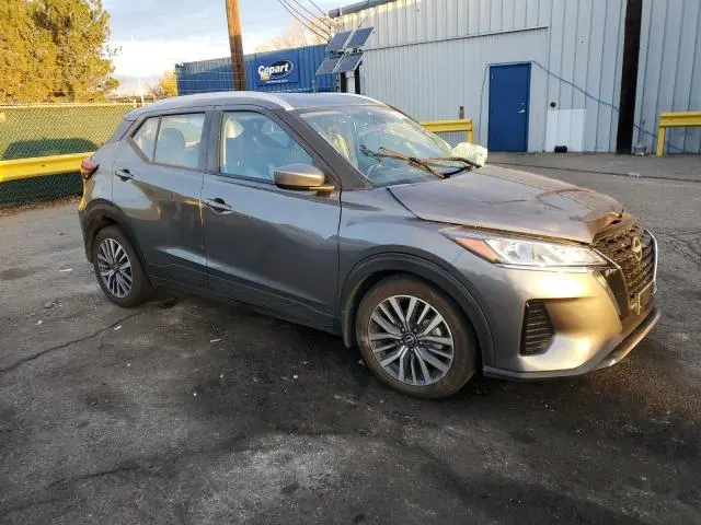 2023 NISSAN KICKS SV  