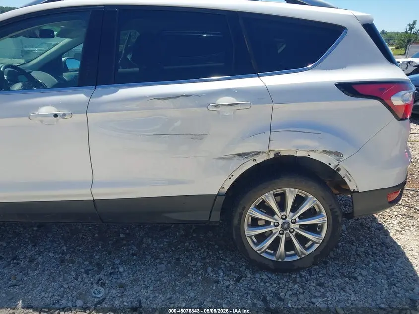 2017 FORD ESCAPE TITANIUM