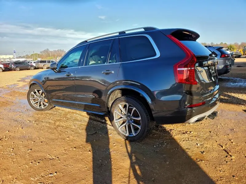 2017 VOLVO XC90 T6  
