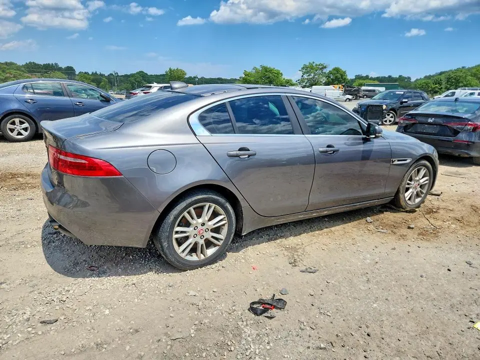 2019 JAGUAR XE PREMIUM  