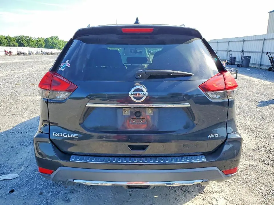 2017 NISSAN ROGUE S  