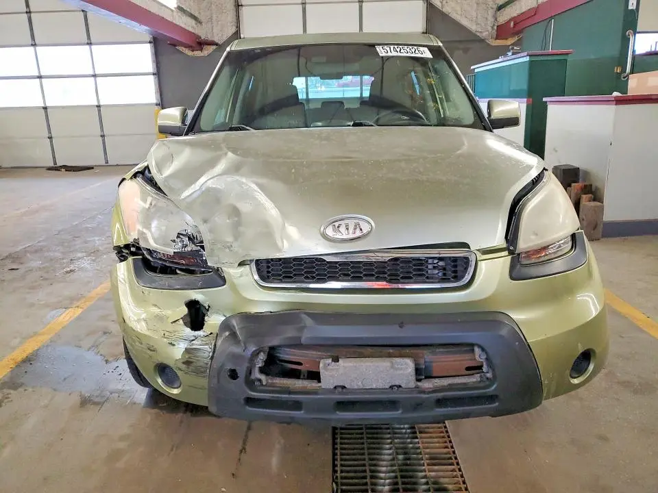 2010 KIA SOUL +  