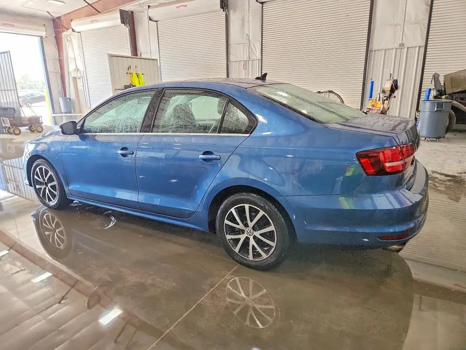 2017 VOLKSWAGEN JETTA SE  