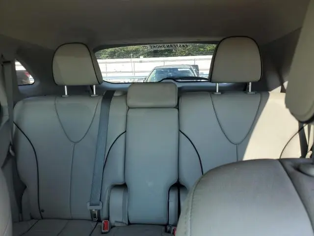 2012 TOYOTA VENZA LE  