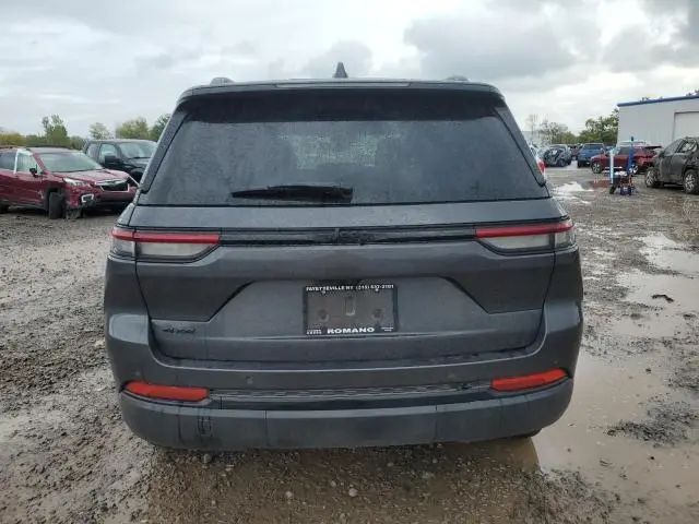 2024 JEEP GRAND CHEROKEE LAREDO  