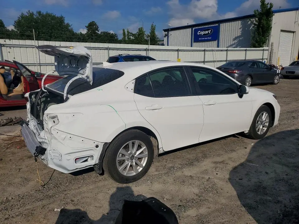 2025 TOYOTA CAMRY LE  