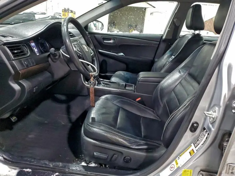 2015 TOYOTA CAMRY LE  