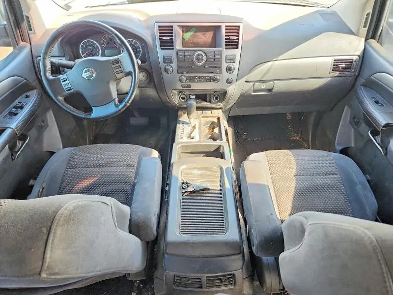 2011 NISSAN ARMADA SV  