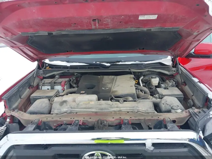 2022 TOYOTA TUNDRA SR5