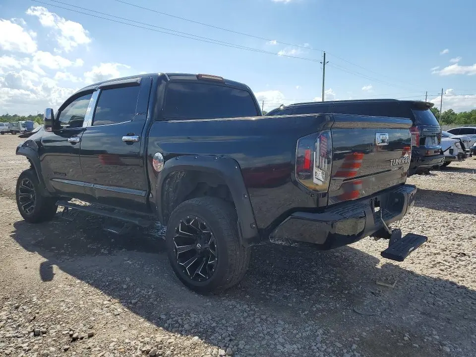 2016 TOYOTA TUNDRA CREWMAX SR5  