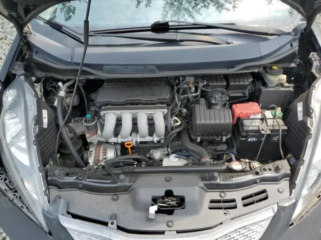 2013 HONDA FIT   