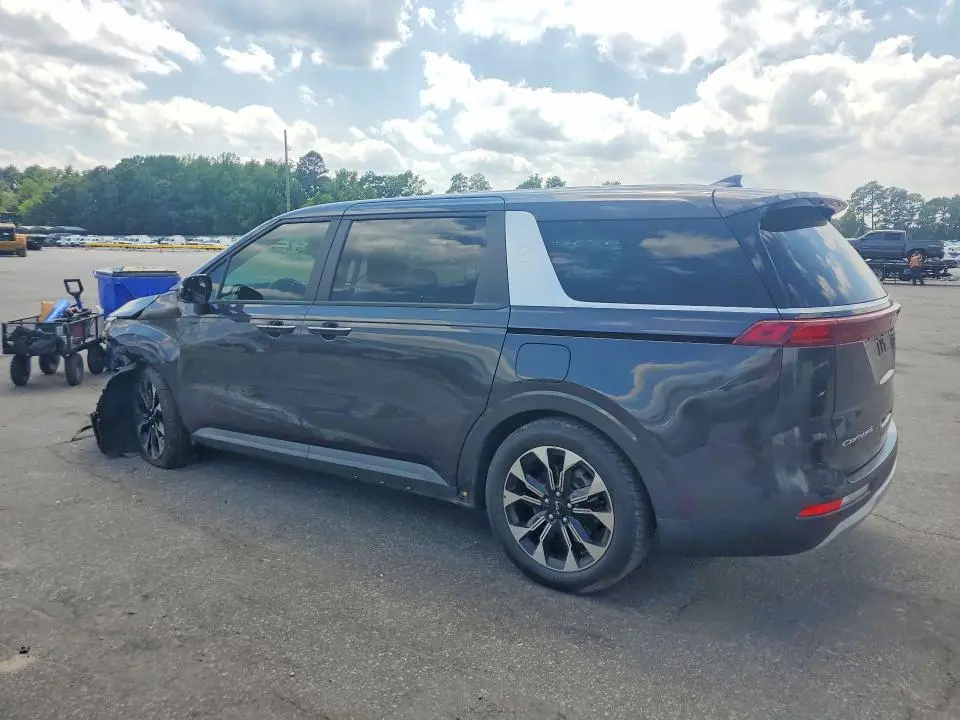 2022 KIA CARNIVAL EX  