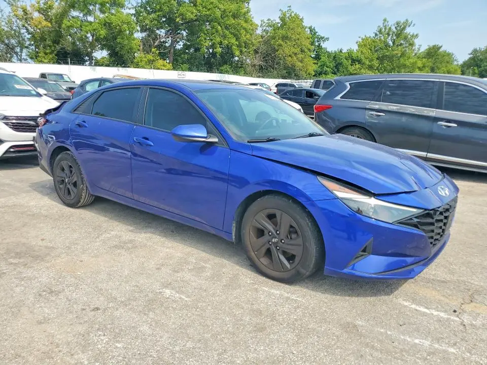 2021 HYUNDAI ELANTRA SEL  