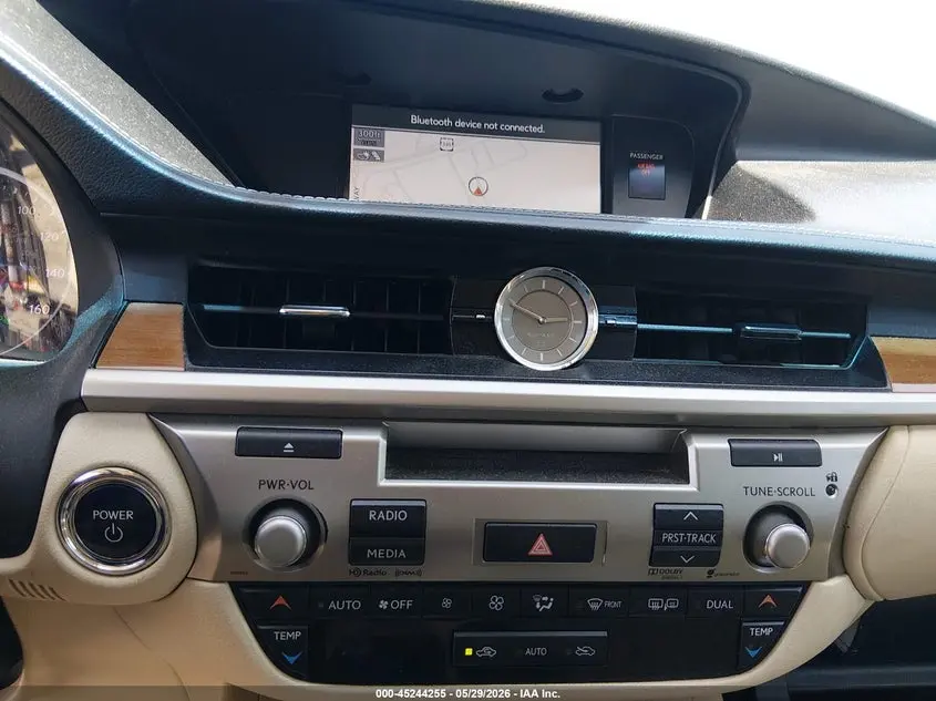 2014 LEXUS ES 300H  