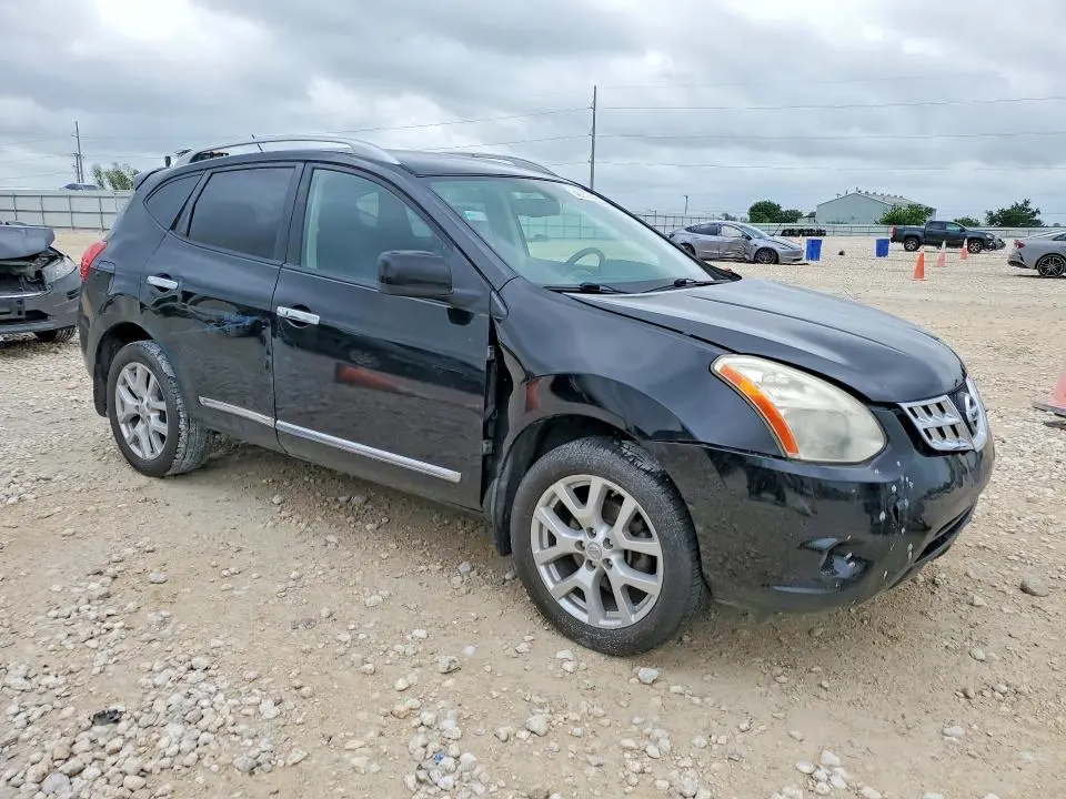 2011 NISSAN ROGUE S  