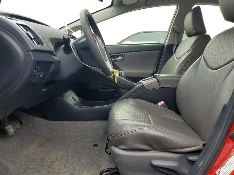 2013 TOYOTA PRIUS TWO  