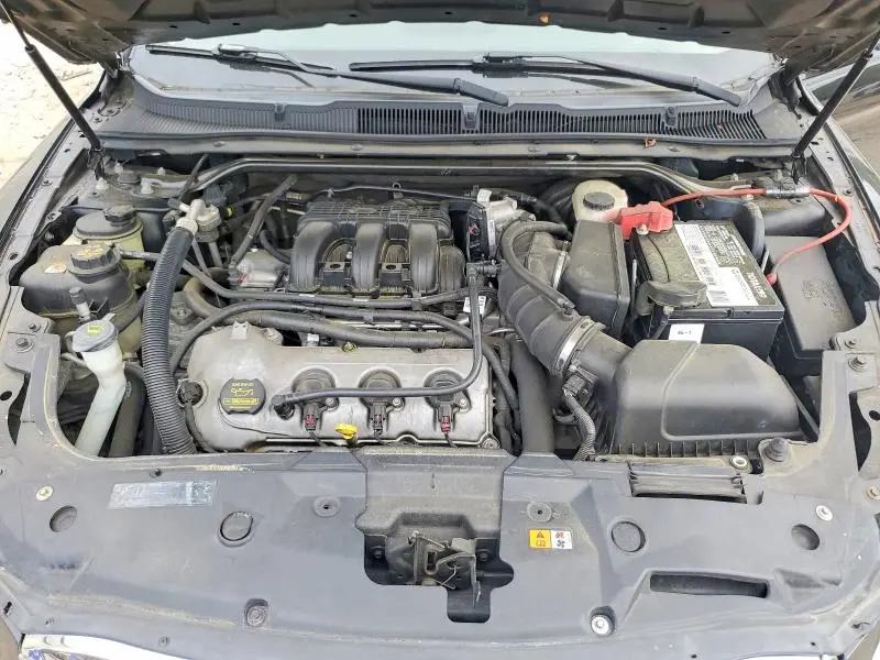 2010 FORD TAURUS LIMITED  