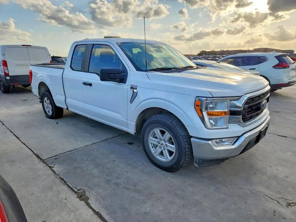 2021 FORD F150 XLT