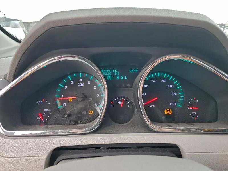 2011 CHEVROLET TRAVERSE LT  