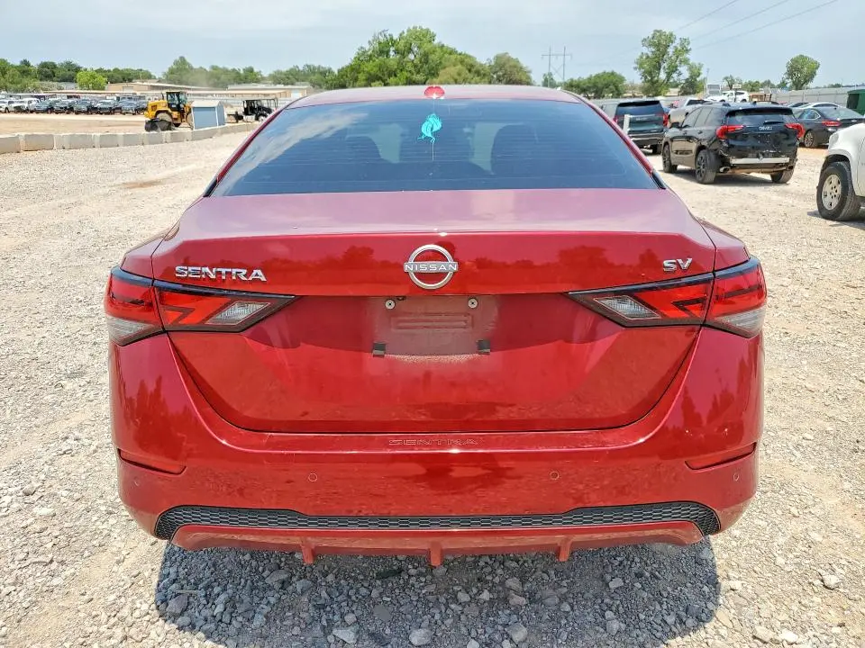2024 NISSAN SENTRA SV  
