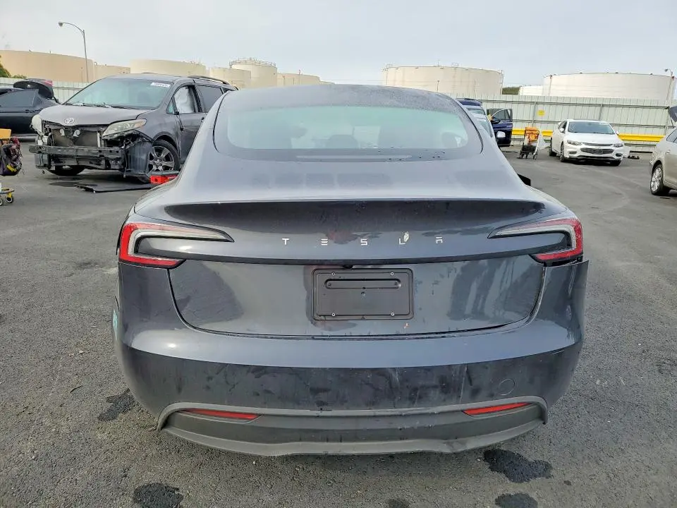 2025 TESLA MODEL 3   