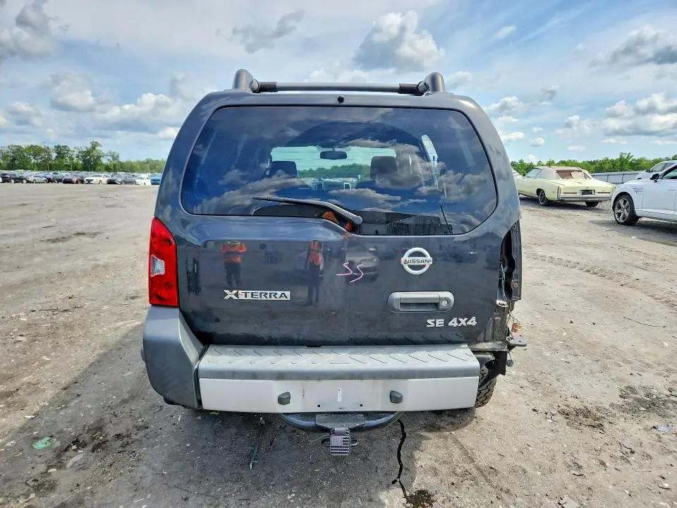 2010 NISSAN XTERRA X  