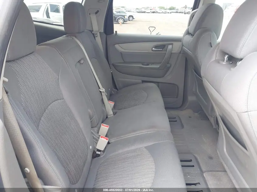 2017 CHEVROLET TRAVERSE LS