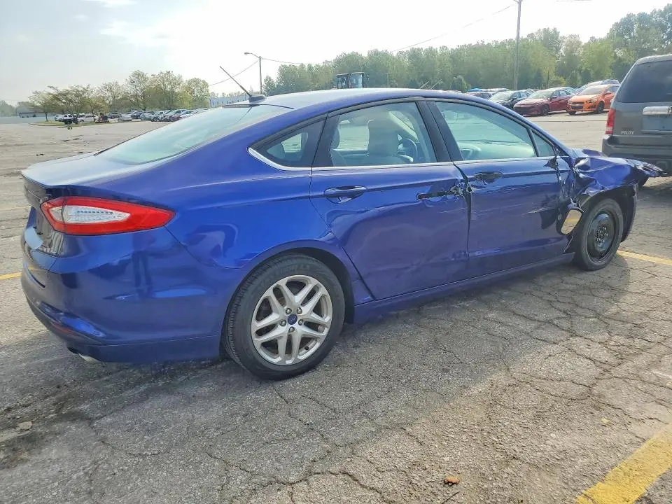2015 FORD FUSION SE  