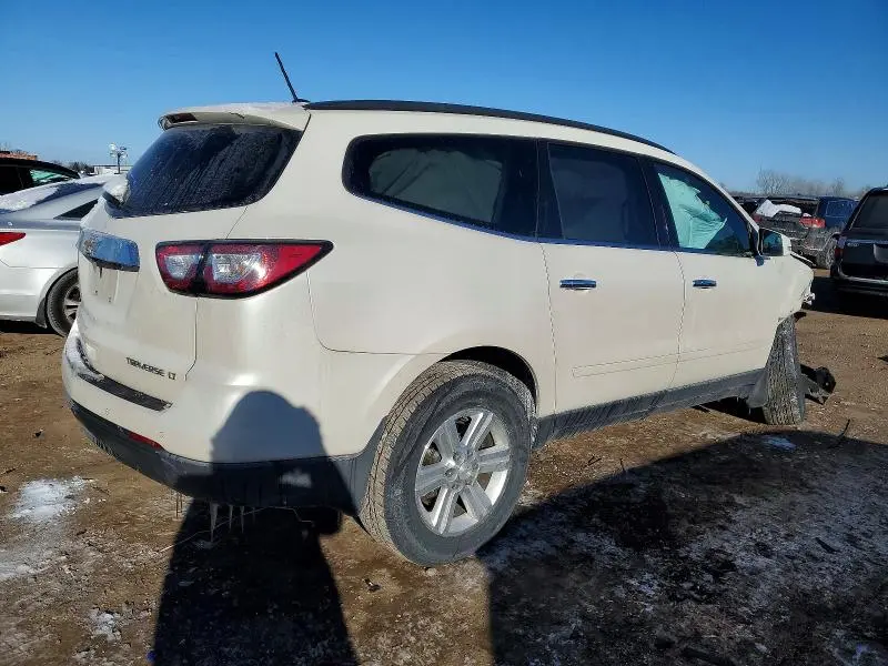 2014 CHEVROLET TRAVERSE LT  