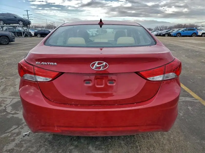 2013 HYUNDAI ELANTRA GLS  