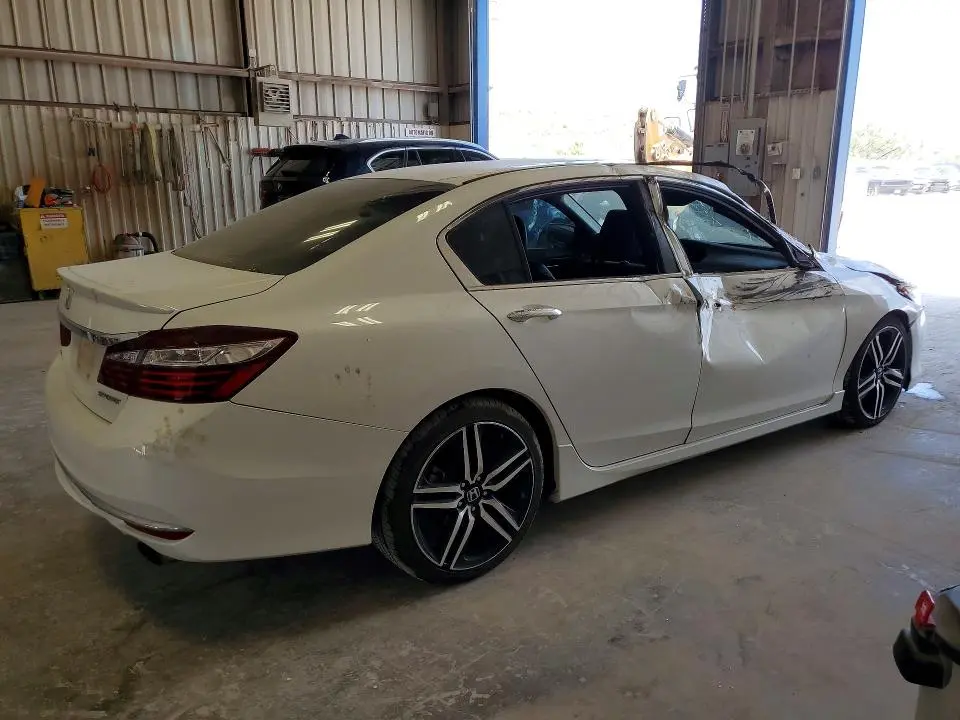 2016 HONDA ACCORD SPORT  