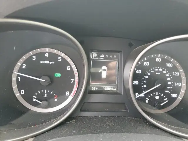 2017 HYUNDAI SANTA FE SE  