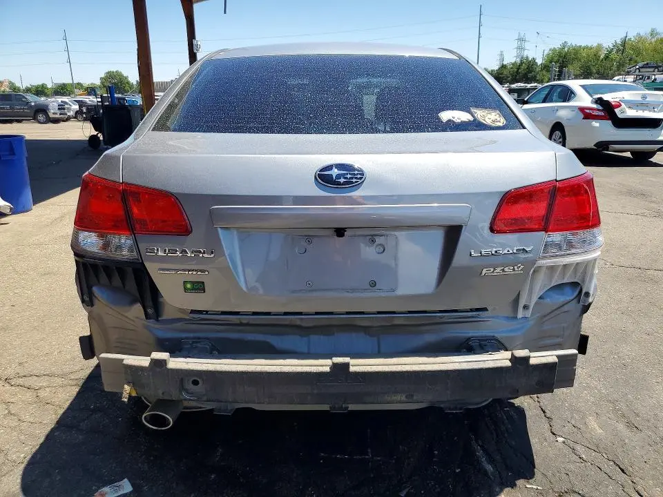 2010 SUBARU LEGACY   