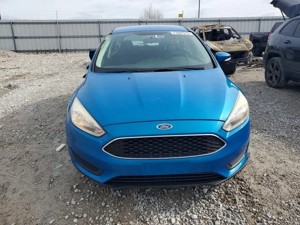 2015 FORD FOCUS SE  