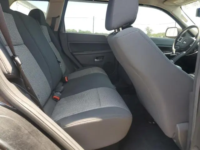 2010 JEEP GRAND CHEROKEE LAREDO  
