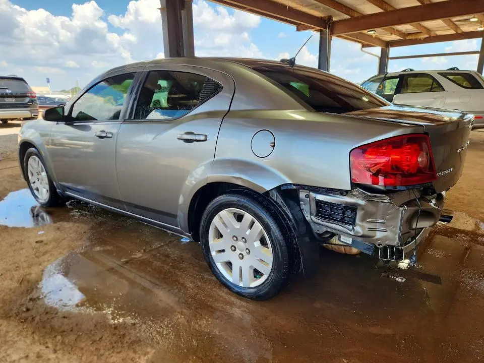 2013 DODGE AVENGER SE  