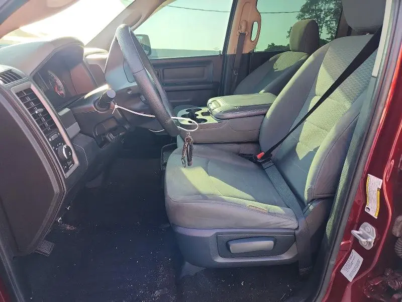 2016 RAM 1500 ST  