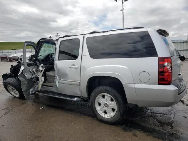 2011 CHEVROLET SUBURBAN K1500 LT  