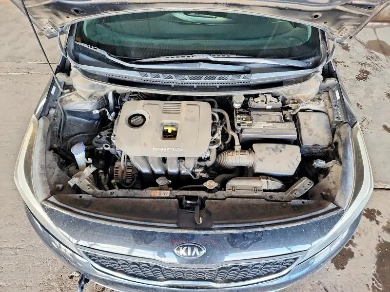 2017 KIA FORTE LX  