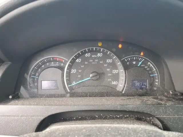 2012 TOYOTA CAMRY BASE  