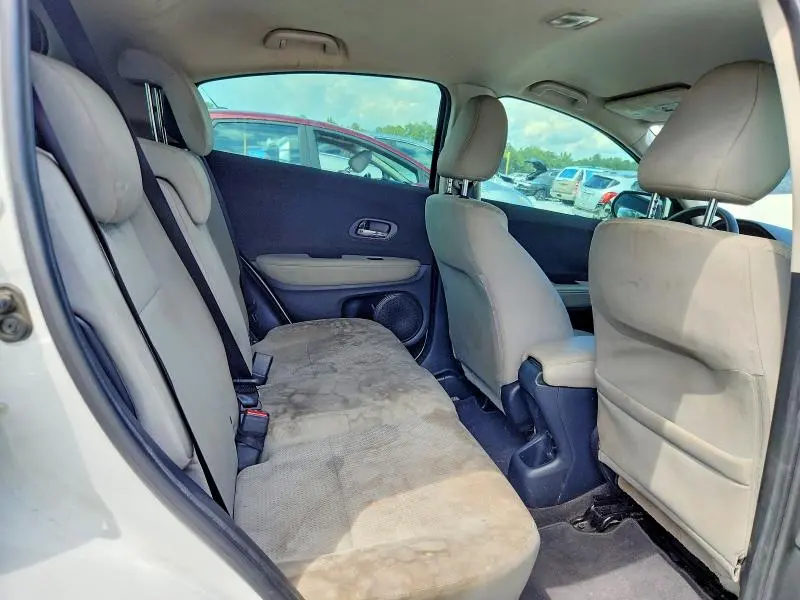 2022 HONDA HR-V LX  