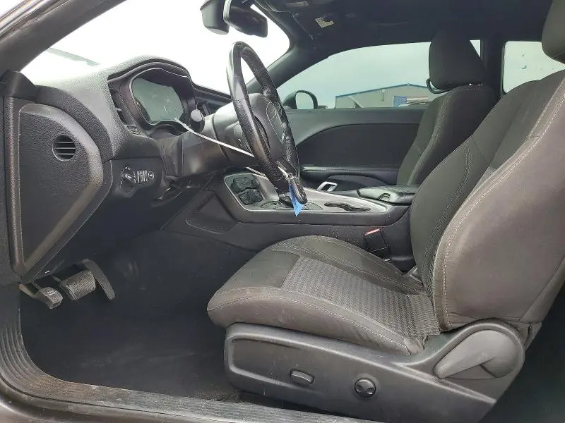 2022 DODGE CHALLENGER SXT  