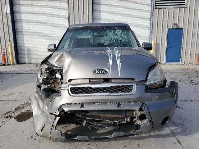 2010 KIA SOUL +  