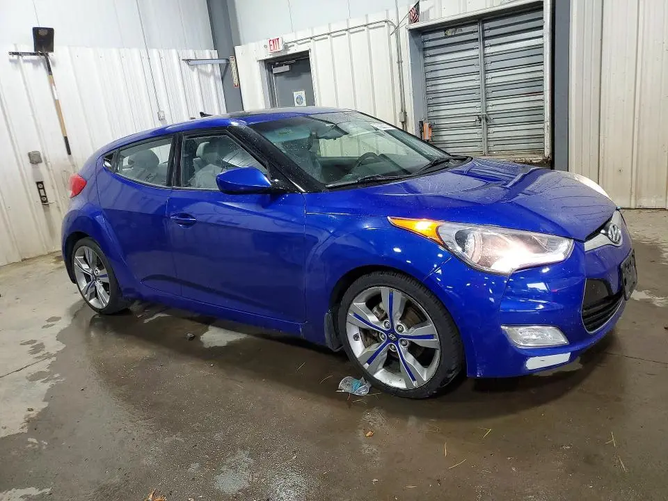 2012 HYUNDAI VELOSTER BASE  