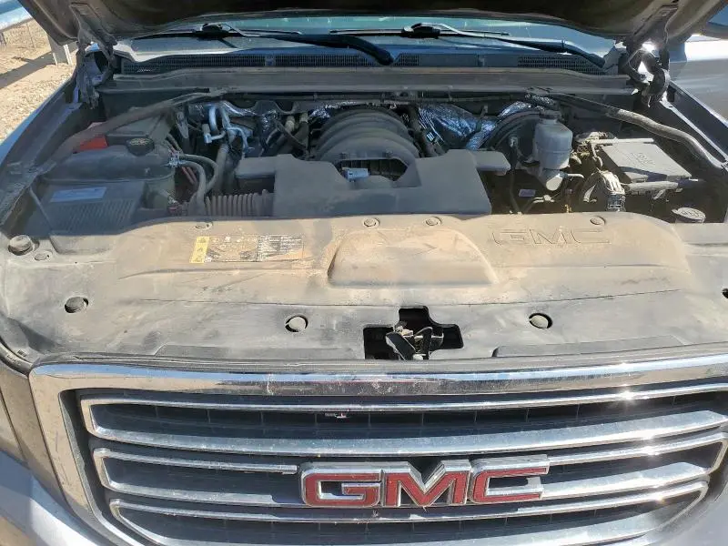 2018 GMC YUKON SLT  