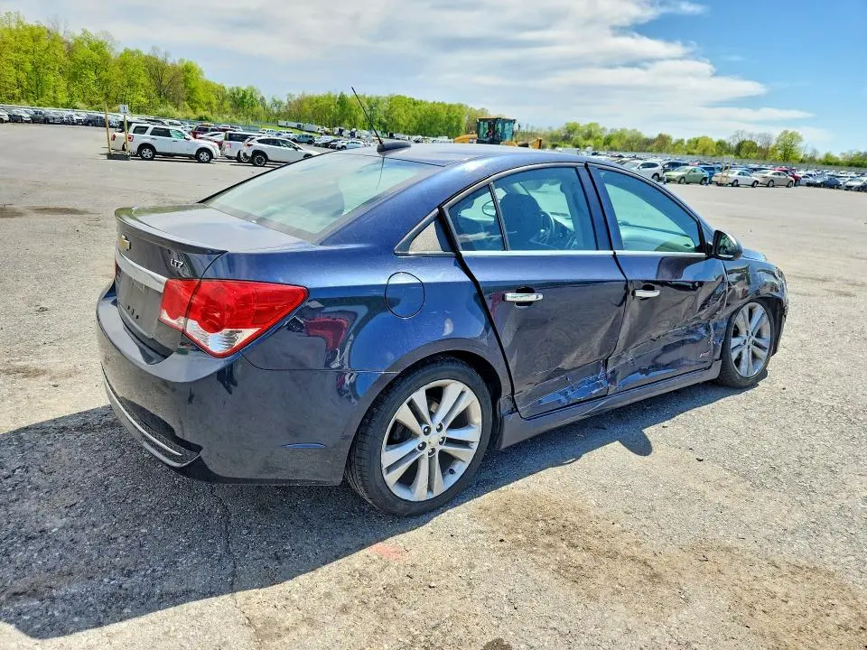 2015 CHEVROLET CRUZE LTZ  